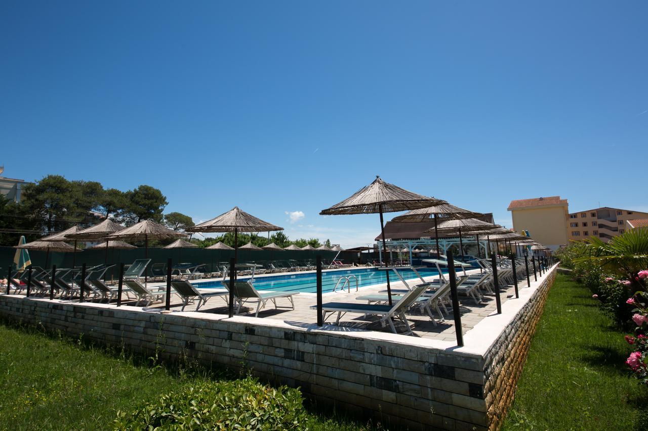 Kolaveri Resort Golem Εξωτερικό φωτογραφία
